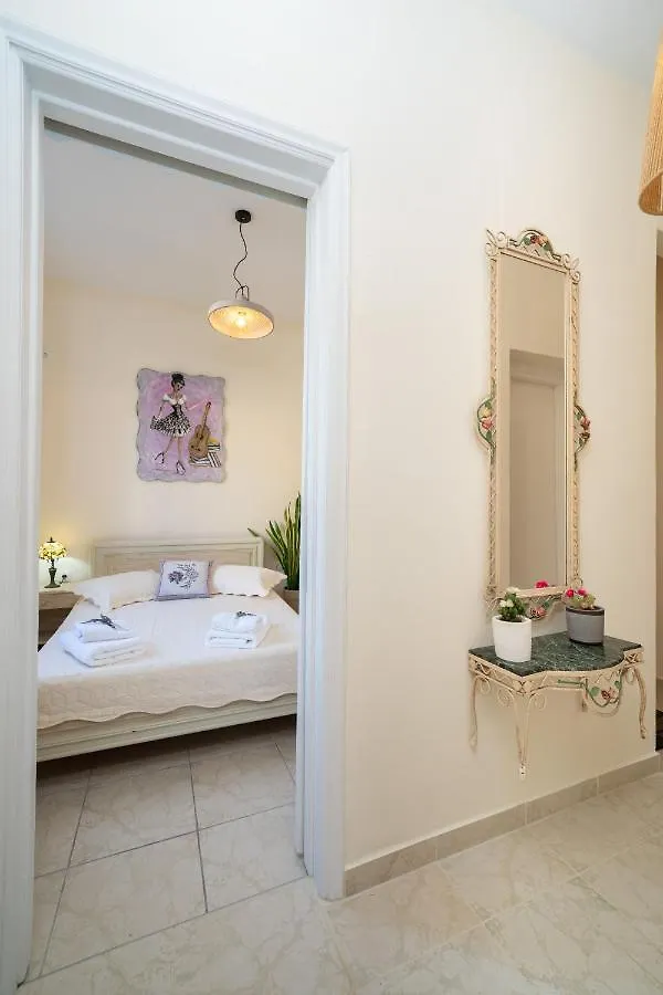 Flowers In The City - Elegant Home In Argostoli 0*, Argostoli (Kefalonia)