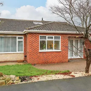 https://30-oakwood-close.yorkshirehotels.net